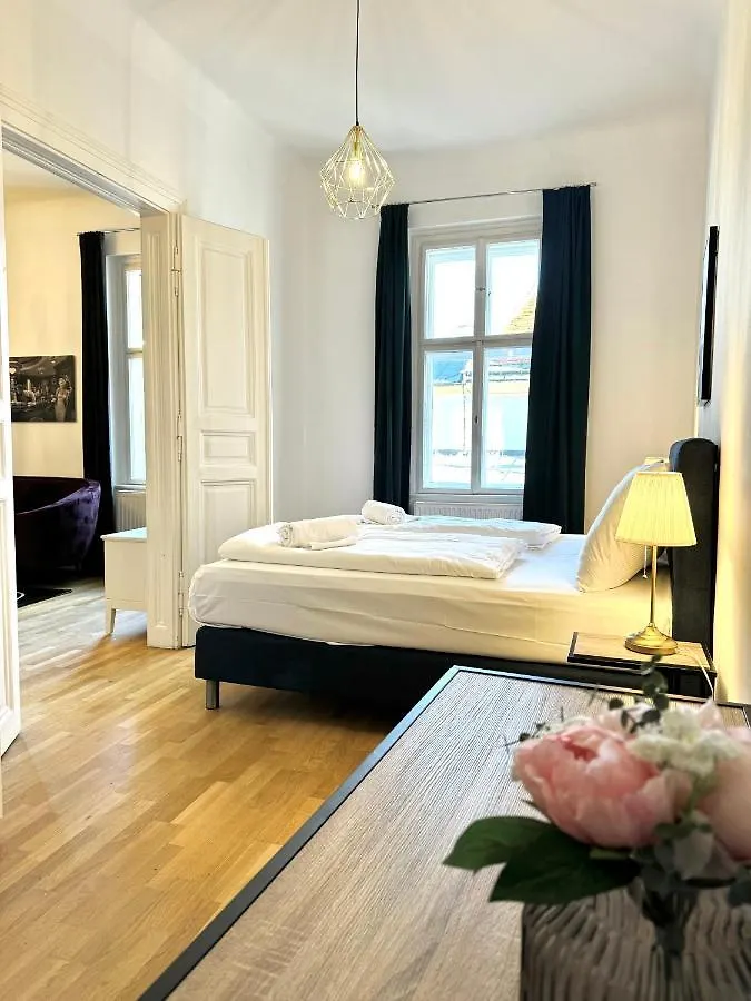 Residential Elegance: Yourvienna Classic Apartments In City Center