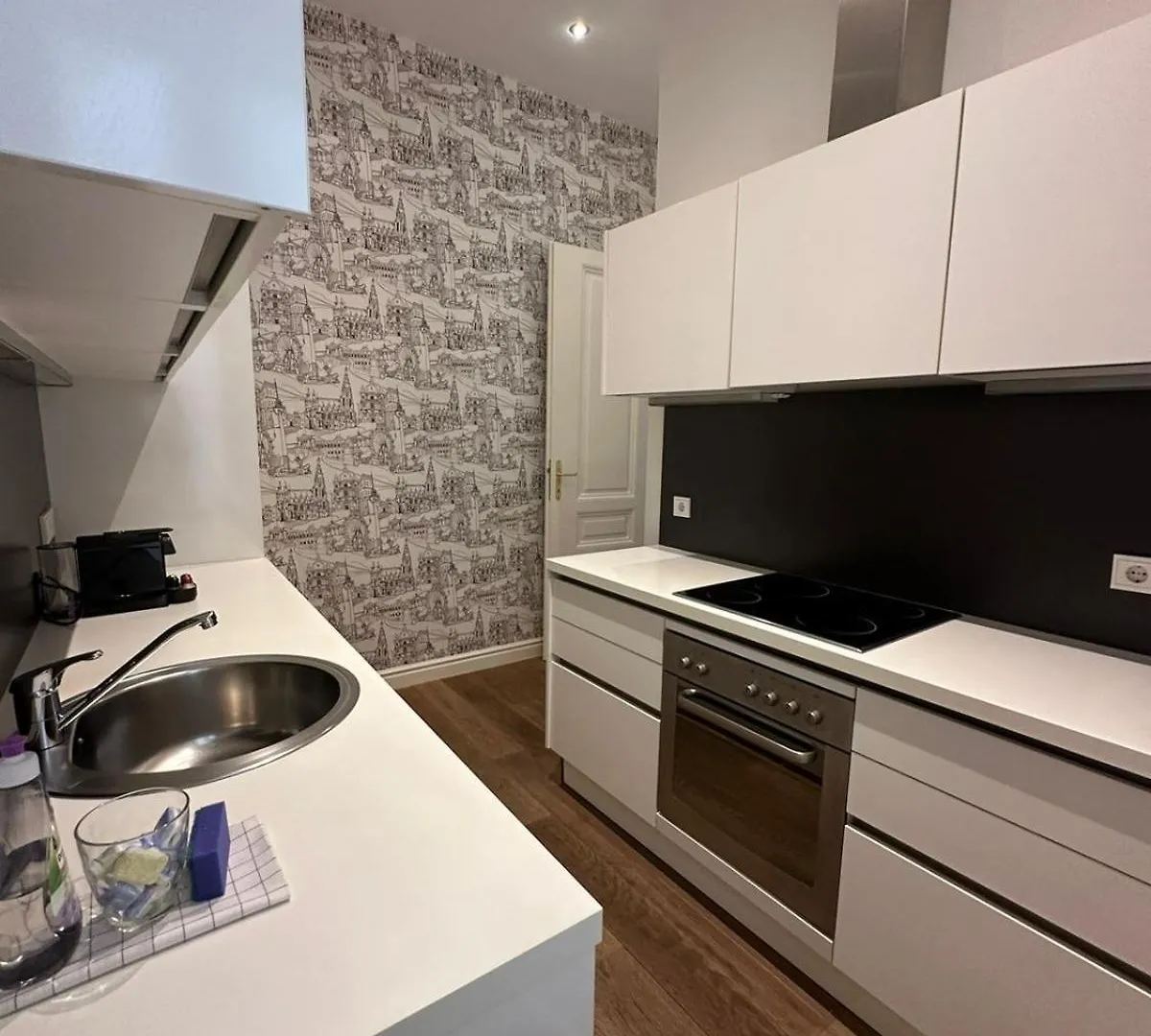 Residential Elegance: Yourvienna Classic Apartments In City Center