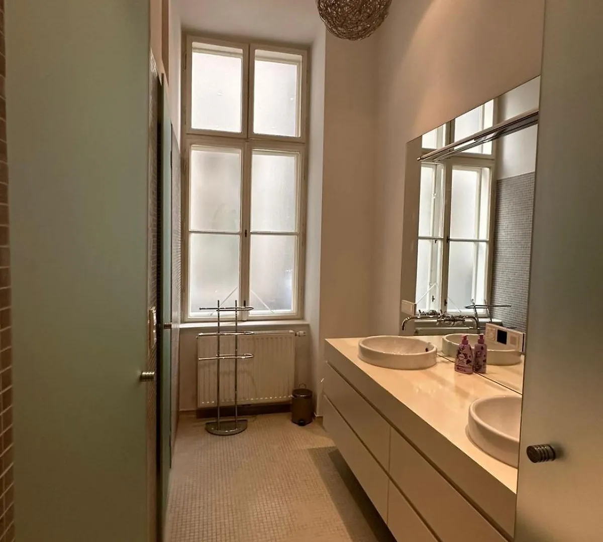 Residential Elegance: Yourvienna Classic Apartments In City Center